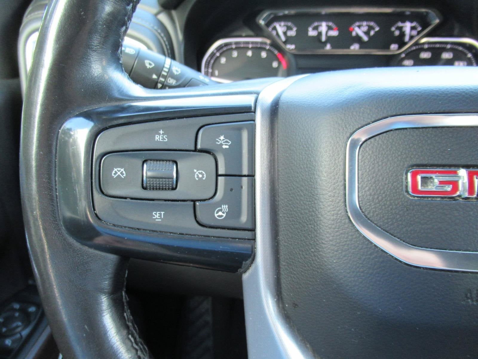 2020 GMC Sierra 1500 4WD Crew Cab Short Box SLT