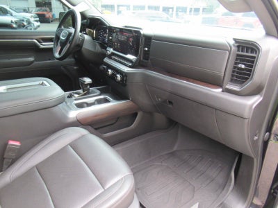 2022 GMC Sierra 1500 4WD Crew Cab Short Box SLT