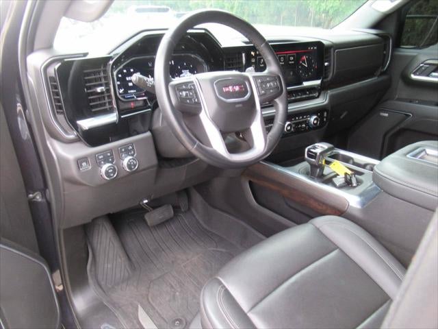2022 GMC Sierra 1500 4WD Crew Cab Short Box SLT