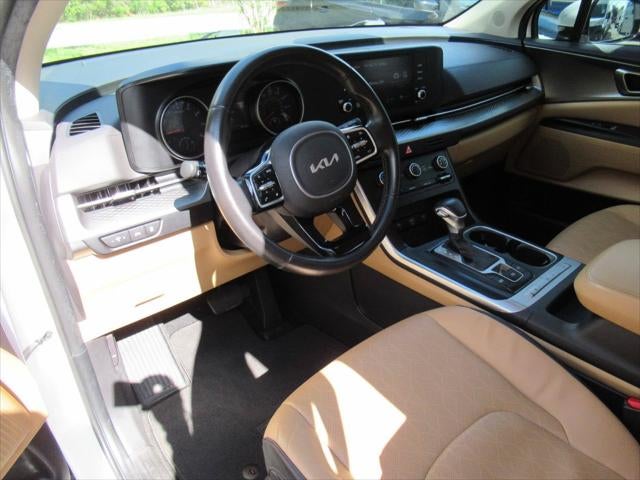 2024 Kia Carnival LX Seat Package
