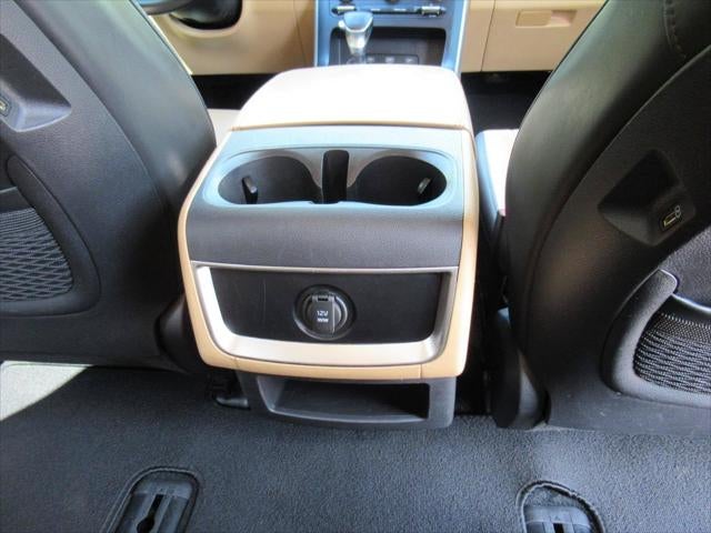 2024 Kia Carnival LX Seat Package