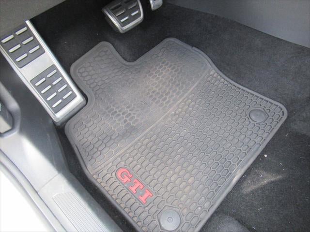 2022 Volkswagen Golf GTI 2.0T SE