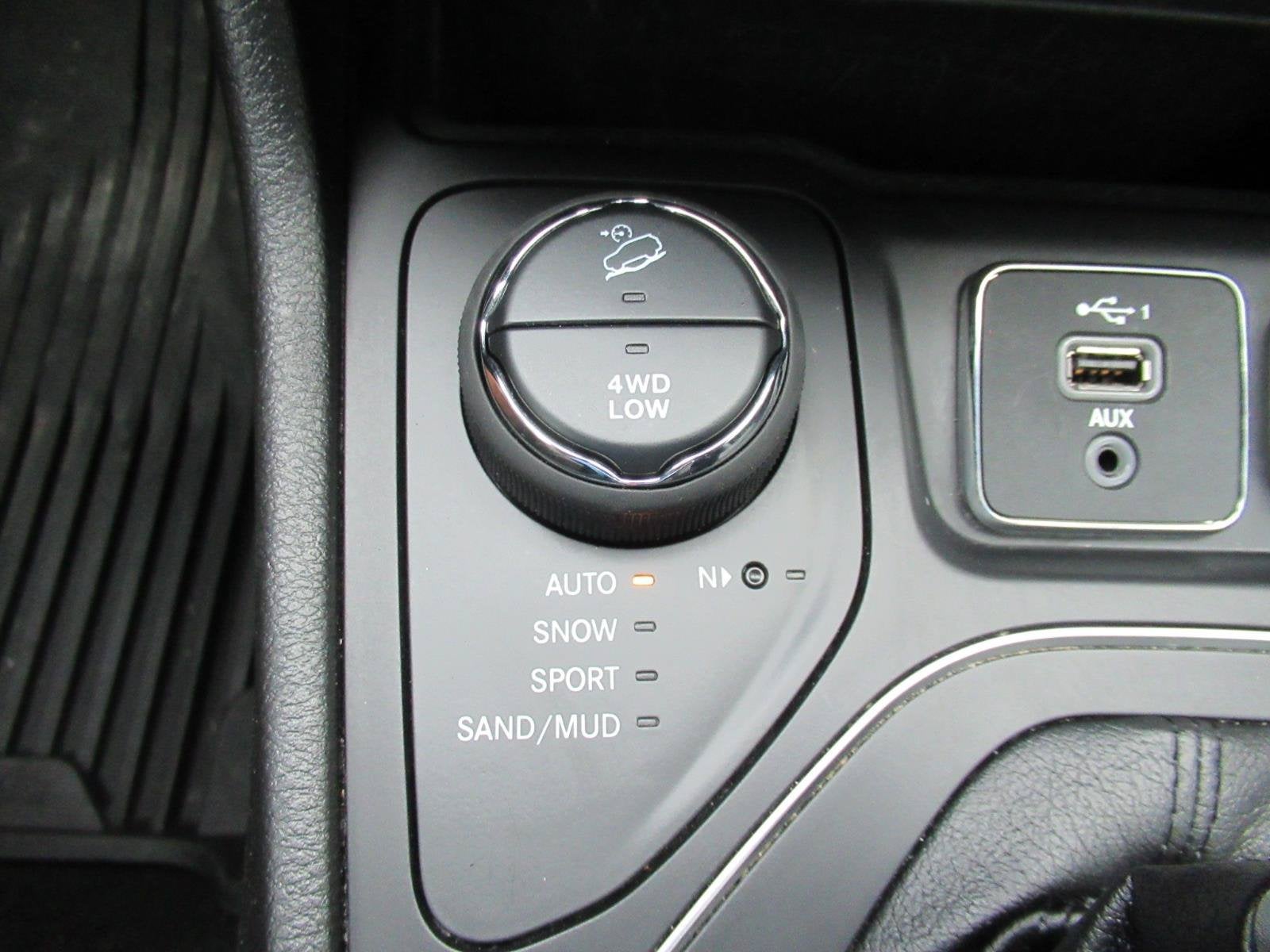 2021 Jeep Cherokee Latitude Lux 4x4