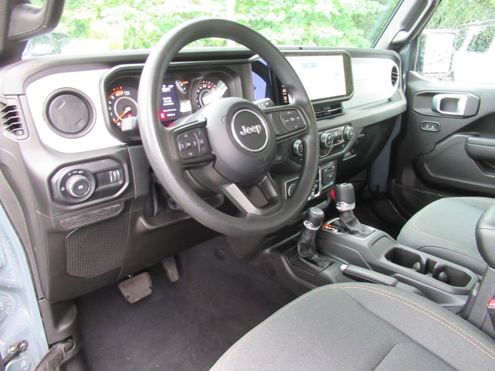 2025 Jeep Wrangler 4-Door Sport 4x4