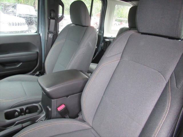 2025 Jeep Wrangler 4-Door Sport 4x4