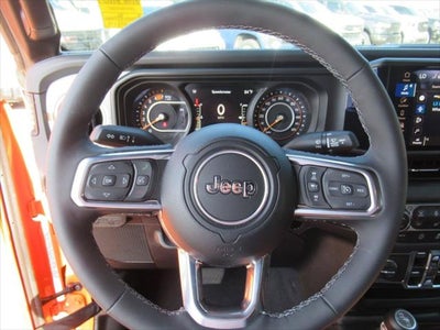 2025 Jeep Wrangler 4-Door Sahara 4x4