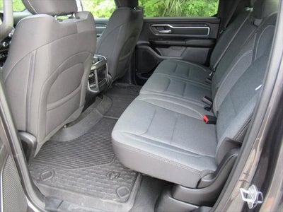 2022 RAM 1500 Big Horn Crew Cab 4x2 5'7' Box