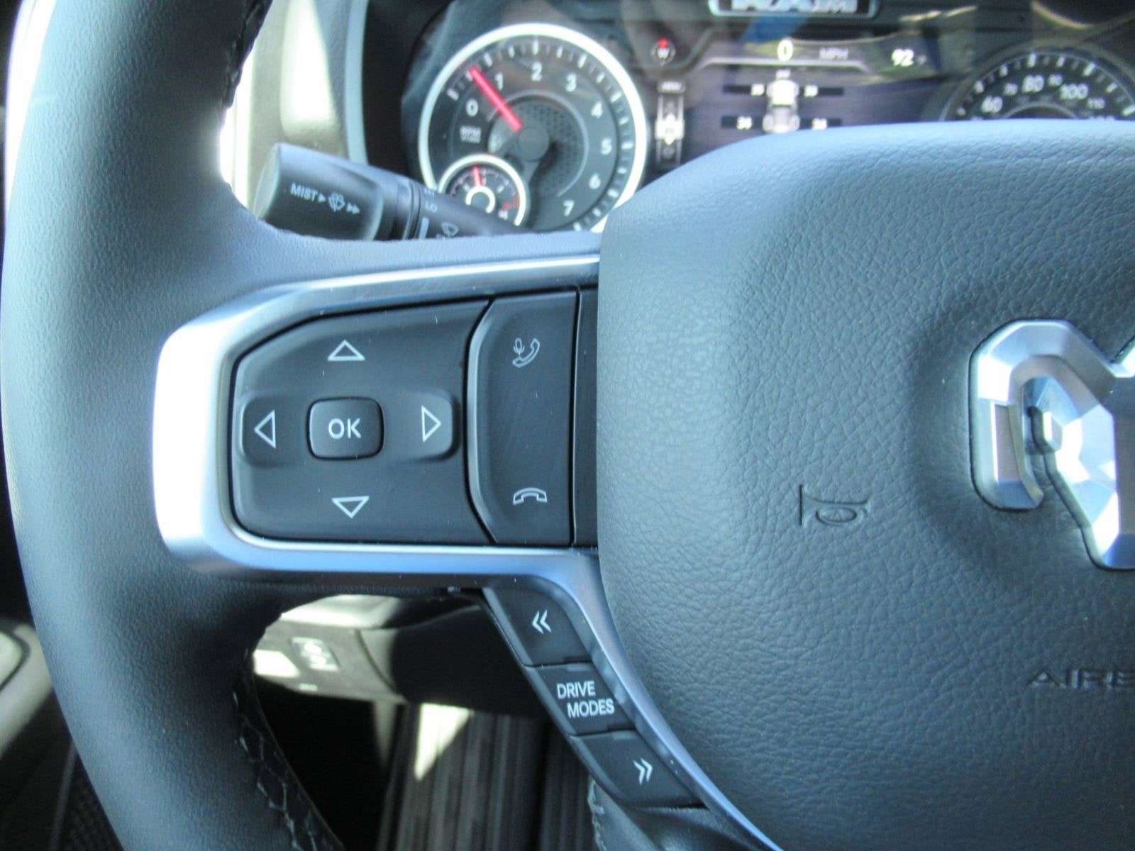 2026 RAM 1500 Big Horn Crew Cab 4x4 5'7' Box