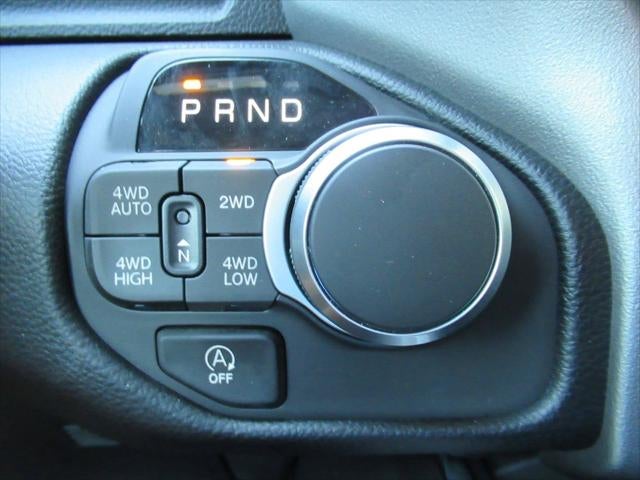 2026 RAM 1500 Big Horn Crew Cab 4x4 5'7' Box