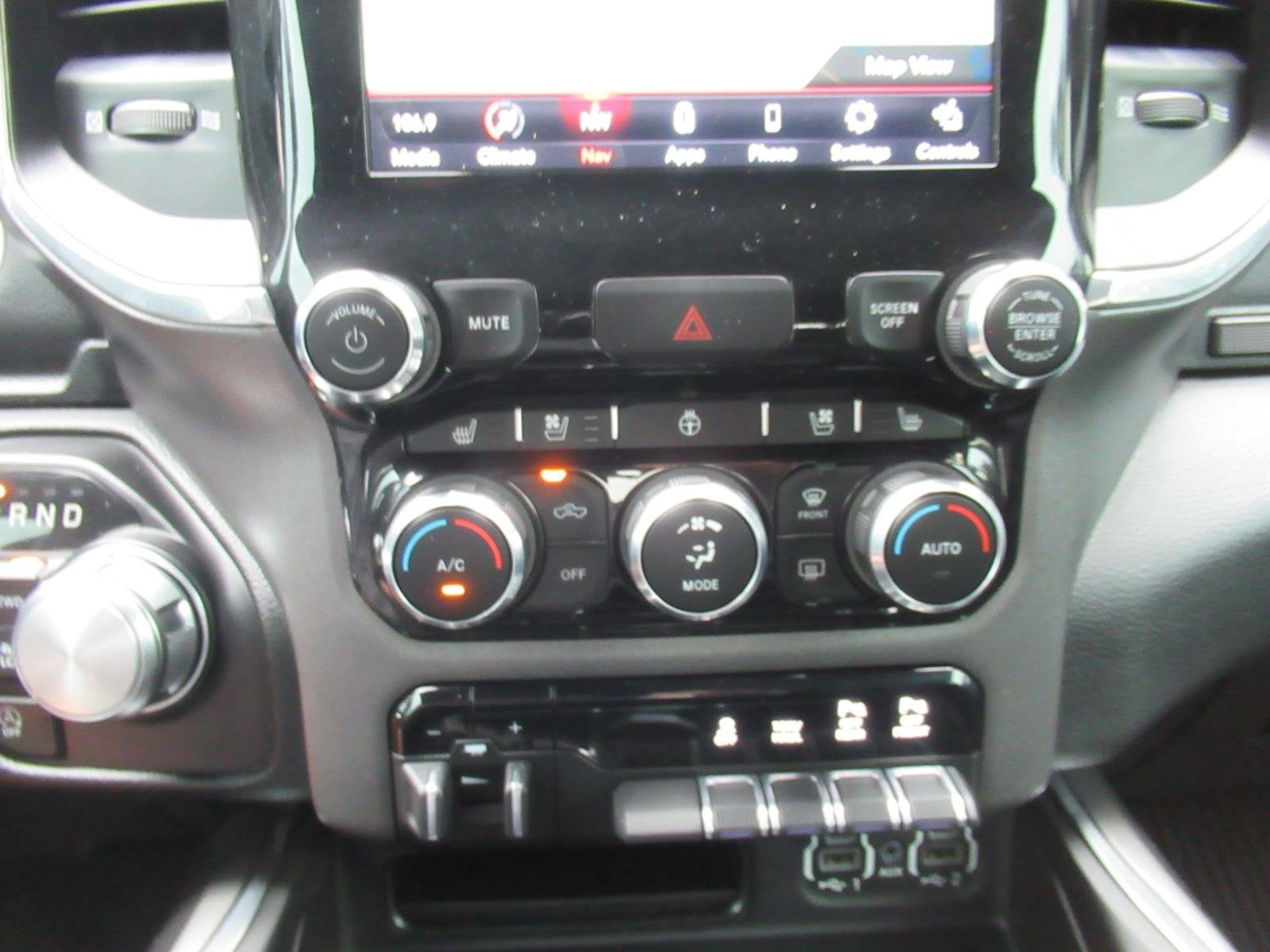 2021 RAM 1500 Laramie Crew Cab 4x4 5'7' Box