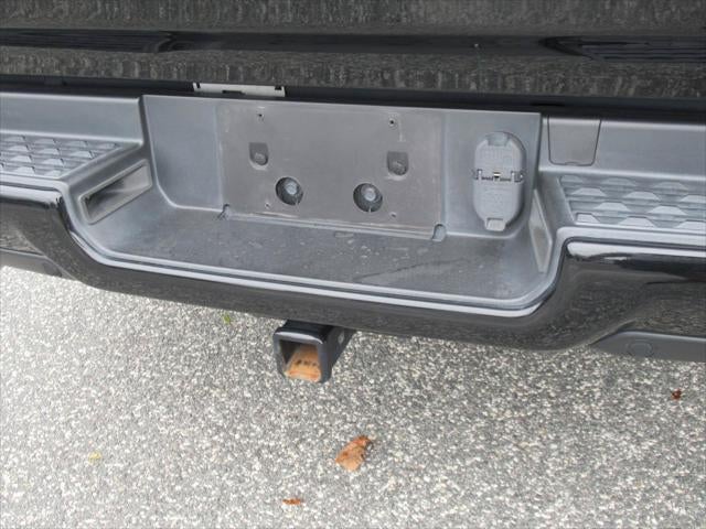 2021 RAM 1500 Laramie Crew Cab 4x4 5'7' Box