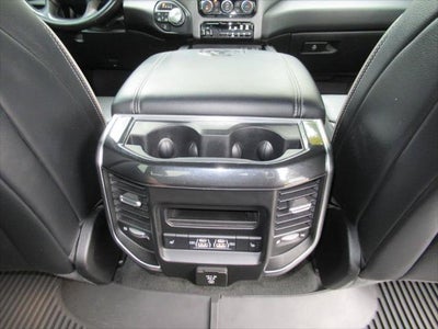 2021 RAM 1500 Laramie Crew Cab 4x4 5'7' Box