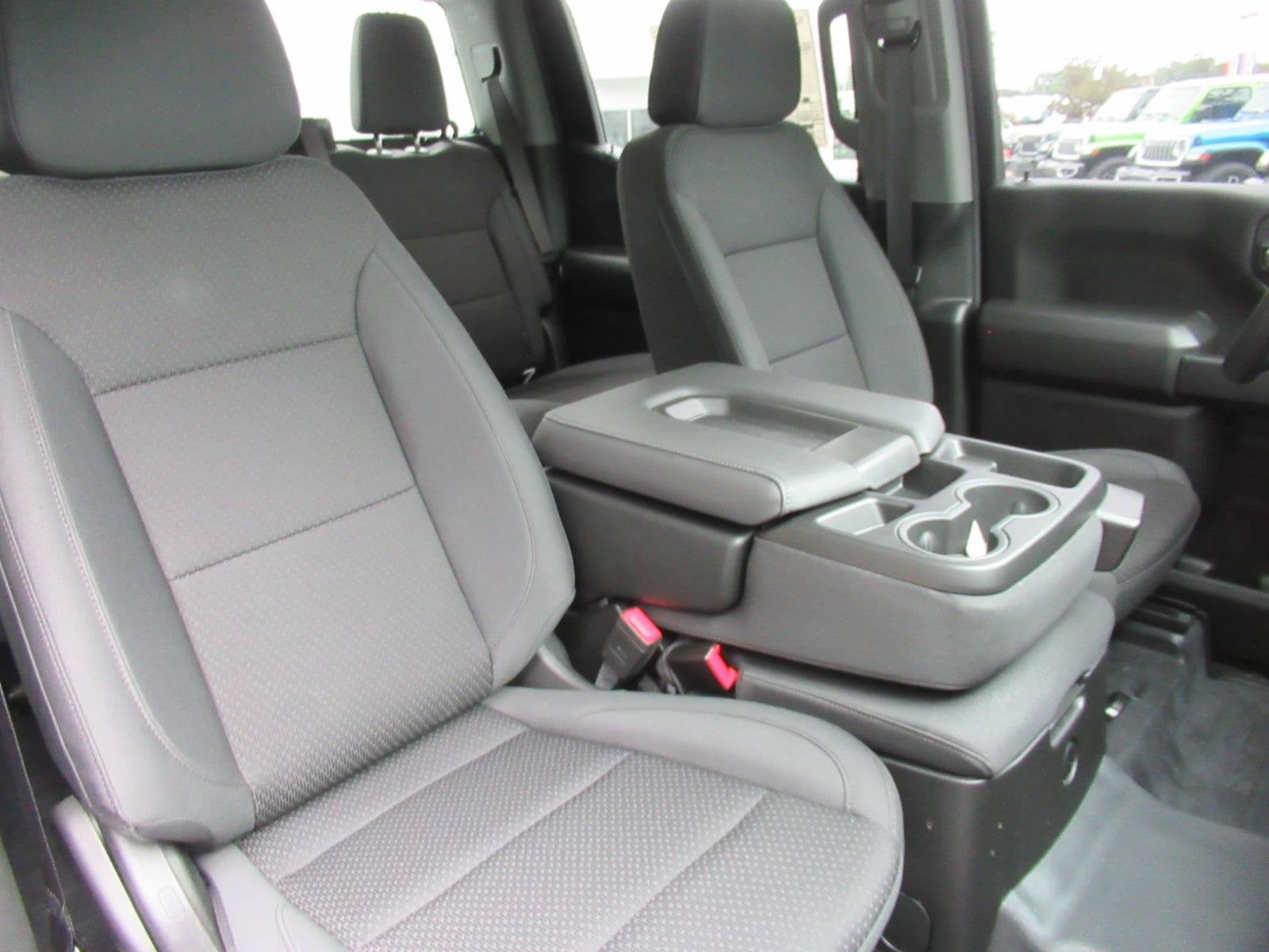 2026 GMC Sierra 1500 Crew Cab, Short Bed, Pro, 4WD