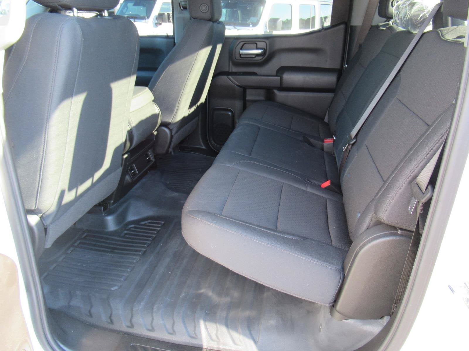 2026 GMC Sierra 1500 Crew Cab, Short Bed, Pro, 4WD