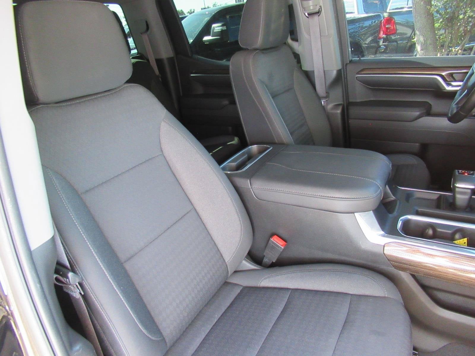 2023 Chevrolet Silverado 1500 4WD Crew Cab Short Bed RST