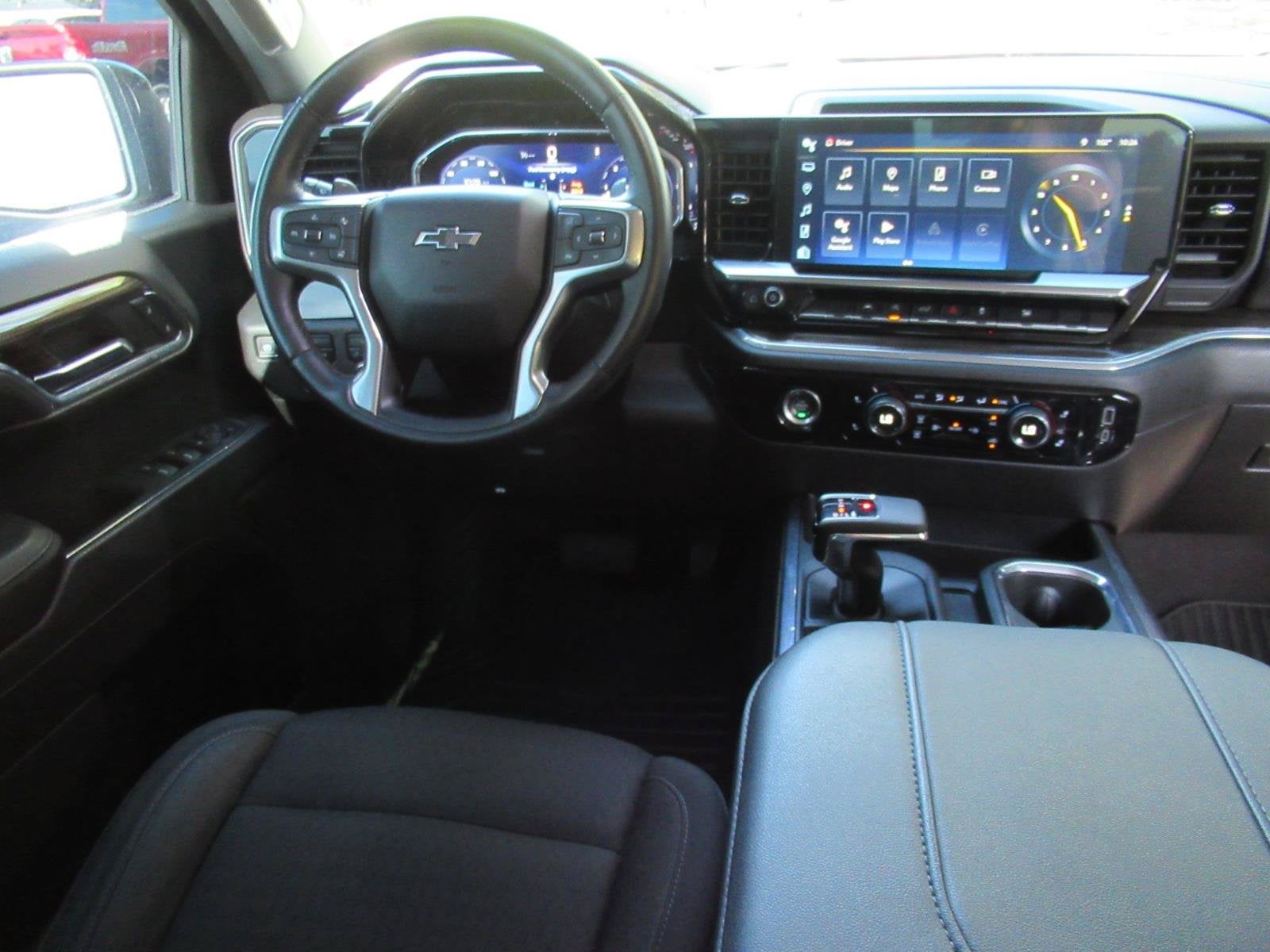 2023 Chevrolet Silverado 1500 4WD Crew Cab Short Bed RST