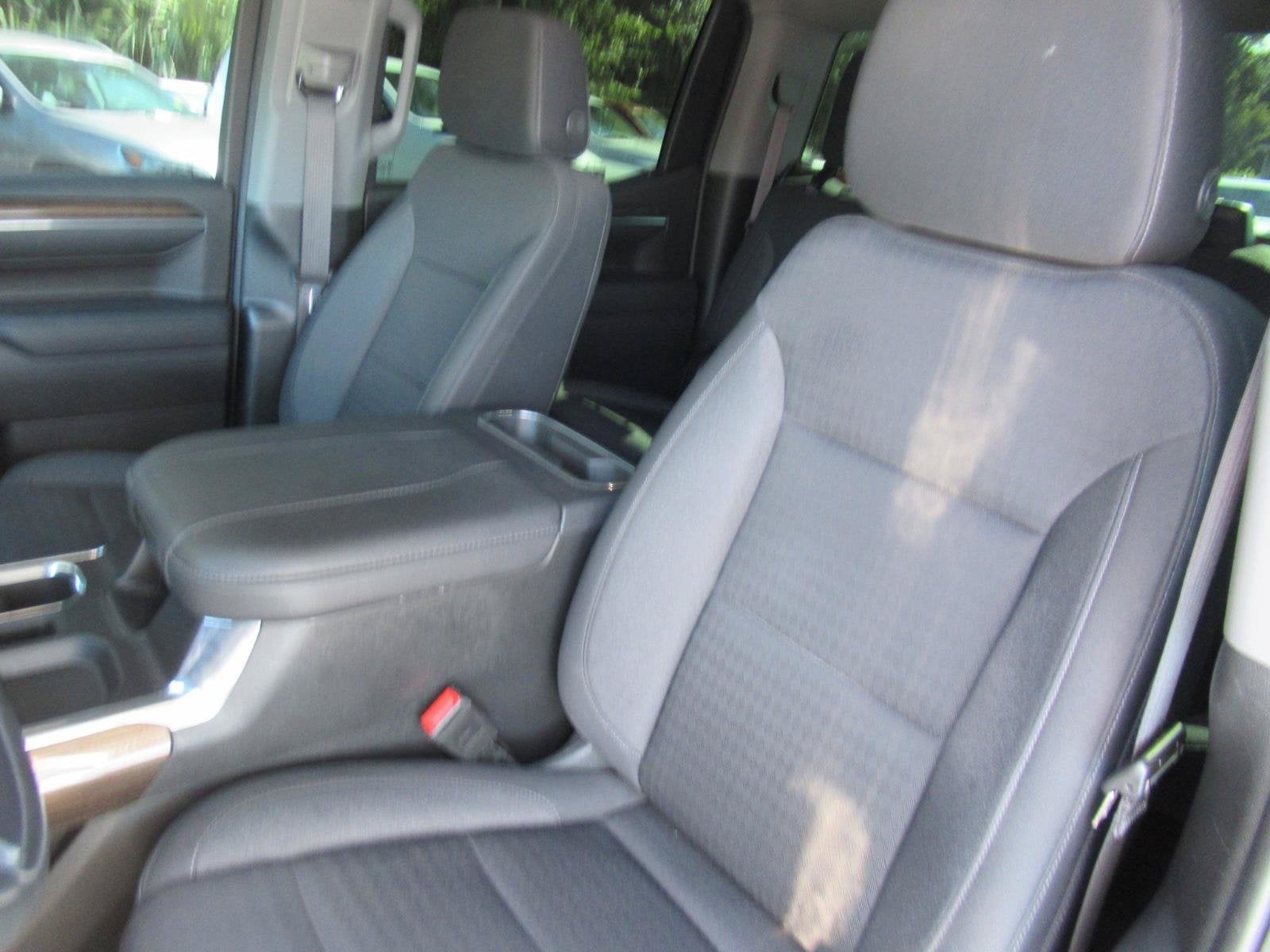2023 Chevrolet Silverado 1500 4WD Crew Cab Short Bed RST