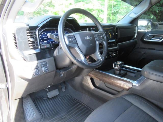 2023 Chevrolet Silverado 1500 4WD Crew Cab Short Bed RST