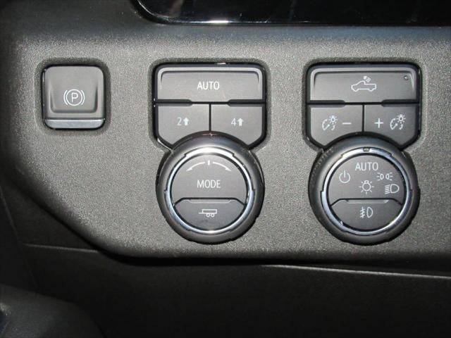 2023 Chevrolet Silverado 1500 4WD Crew Cab Short Bed RST