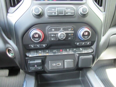 2021 Chevrolet Silverado 1500 4WD Crew Cab Short Bed LTZ
