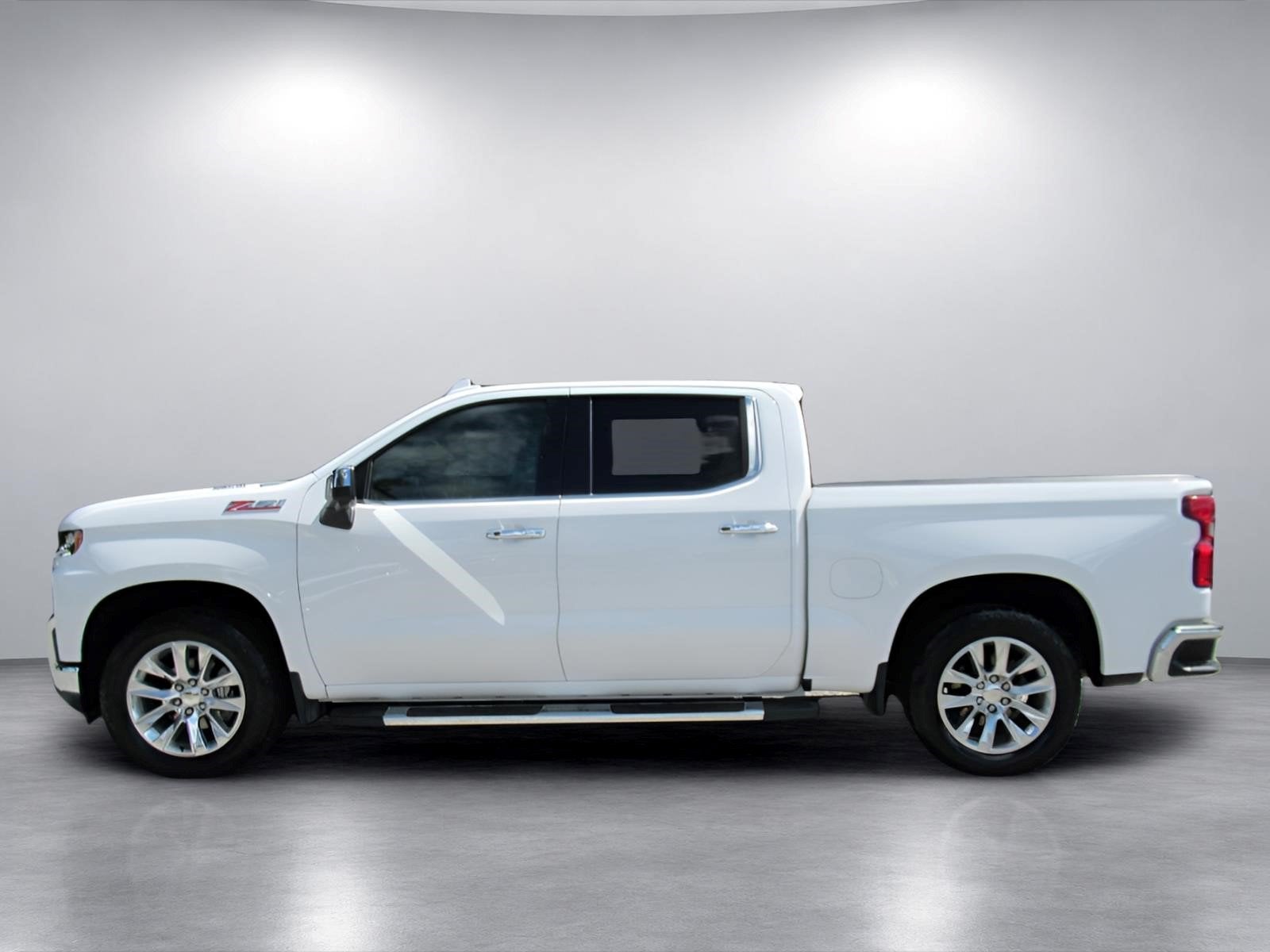 2021 Chevrolet Silverado 1500 4WD Crew Cab Short Bed LTZ