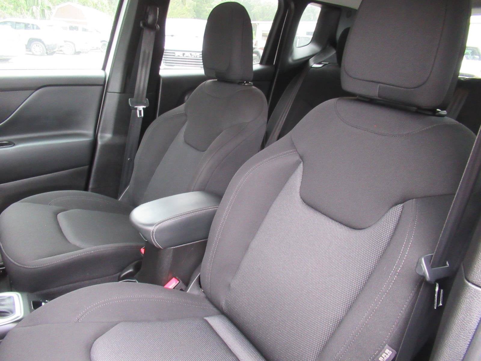 2023 Jeep Renegade Latitude 4x4