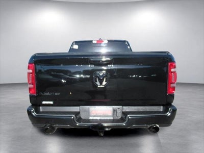 2022 RAM 1500 Laramie Crew Cab 4x2 5'7' Box