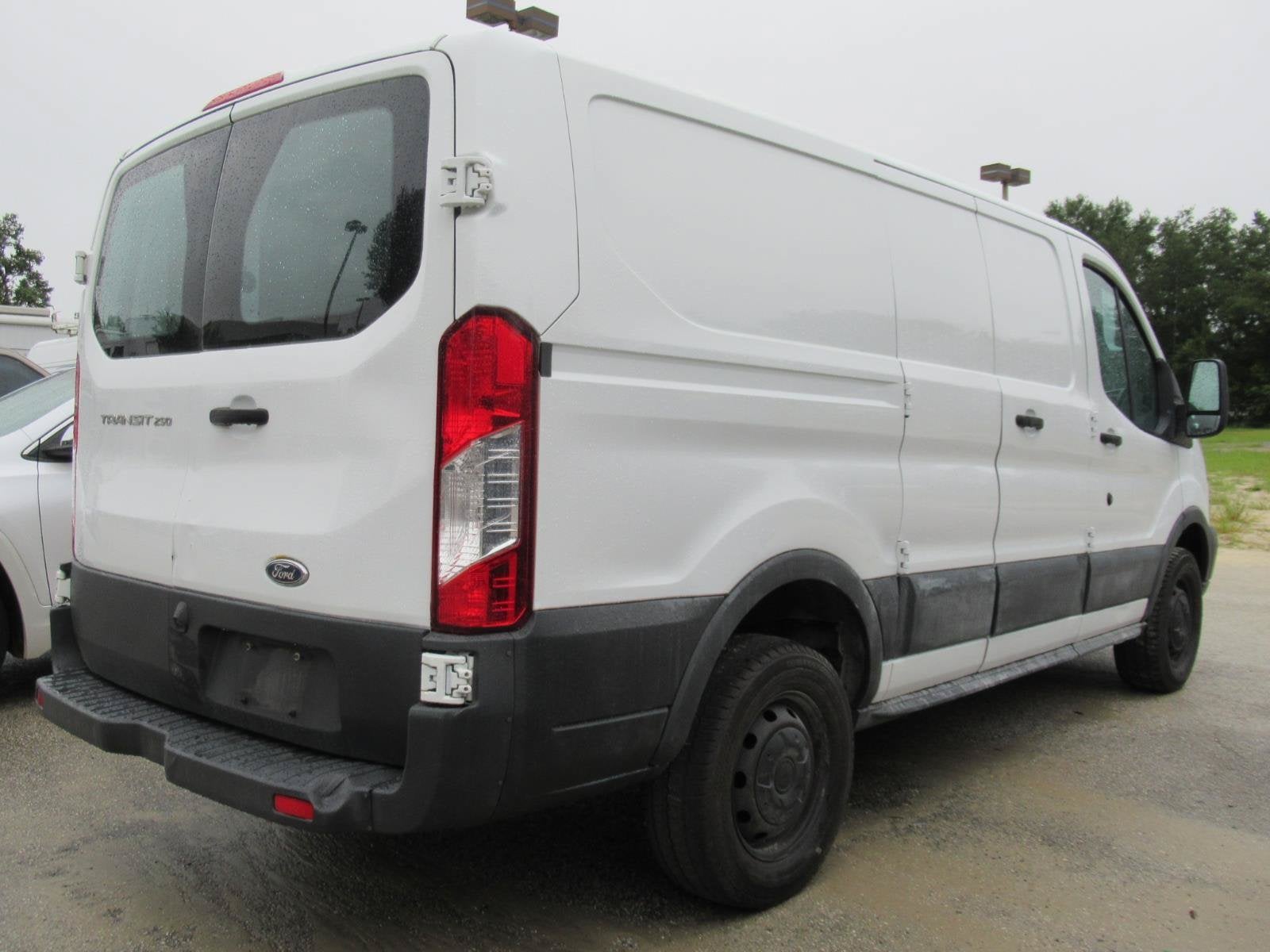 2017 Ford Transit-250 Base