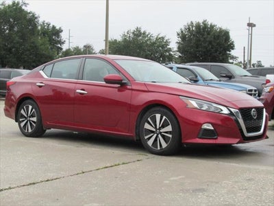 2022 Nissan Altima SV FWD