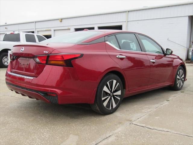 2022 Nissan Altima SV FWD