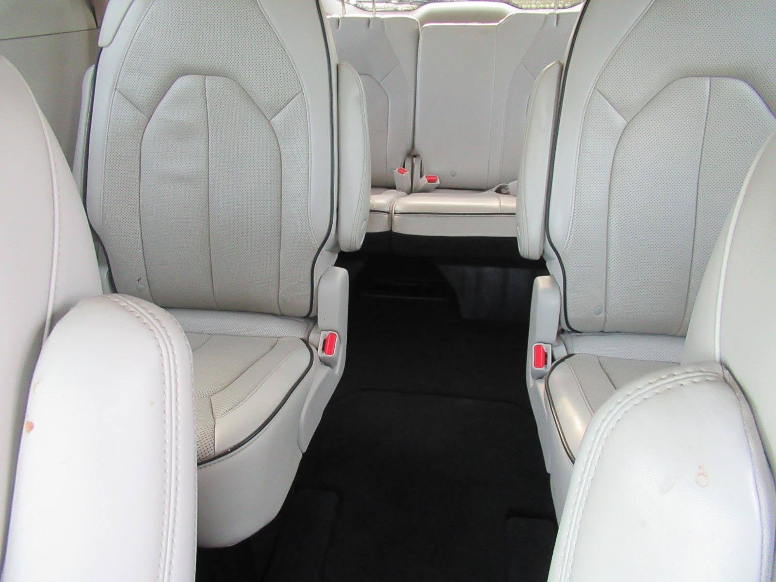 2021 Chrysler Pacifica Limited AWD