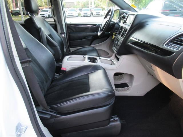 2015 Dodge Grand Caravan SXT Plus