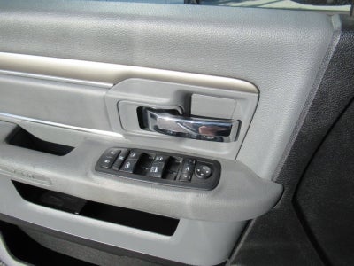 2017 RAM 1500 Big Horn Crew Cab 4x4 5'7' Box