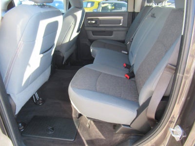 2017 RAM 1500 Big Horn Crew Cab 4x4 5'7' Box